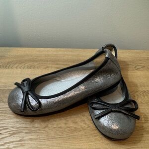 Bonpoint Girl’s Silver Ballet Flats (EU Sz 30 - US Sz 12/12.5)